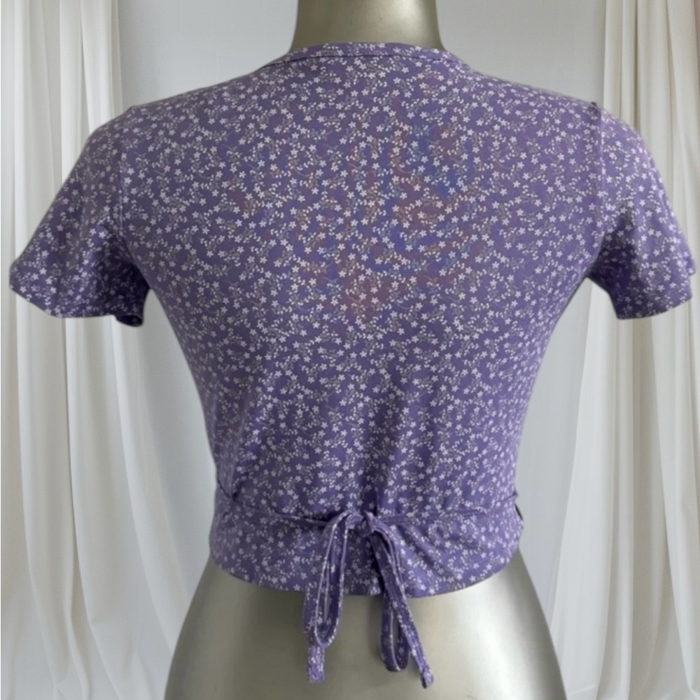2 for $30 🆕Wrap  Around Crop Top - Picture 6 of 16